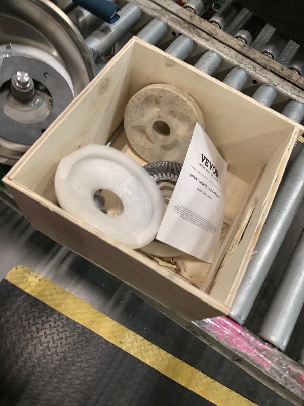 Photo 1 of ***ONLY BOX 2 OF 2*** ***PARTIAL SET*** VEVOR Electric Grain Mill Grinder, Commercial Spice Grinders, 1500W Cast Iron Pulverizer Powder Machine with Non-Slip Rubber Feet, for Dry Grains, Spices, Cereals, Coffee, Corn & Pepper