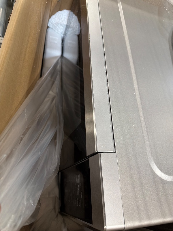 Photo 1 of ***BROKEN GLASS PLATE*** SHARP Countertop Microwave Oven with Removable 16.5" Carousel Turntable, 1200 Watt, 2.2 Cubic Feet, Stainless Steel
