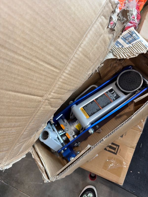 Photo 1 of [Missing Lever] BIG RED T815016L Torin Hydraulic Low Profile Aluminum and Steel Racing Floor Jack with Dual Piston Quick Lift Pump, 1.5 Ton (3,000 lb) Capacity, Blue, T815016L