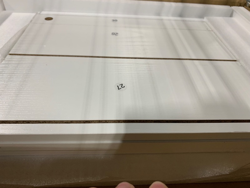 Photo 1 of **UNIDENTIFIED ITEM** **BOX 1/2**