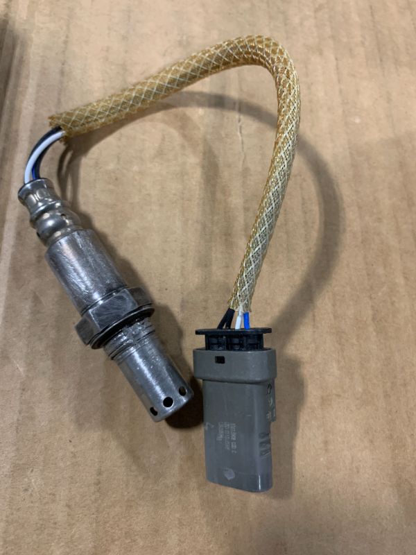 Photo 1 of *** VERY USED ***
GM Genuine Parts 12659516 Heated Oxygen Sensor
