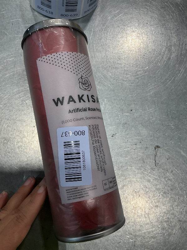Photo 1 of (Pre-Separated, Scented) WAKISAKI Artificial Silk Rose Petals for Wedding Flower Petals for Romantic Special Night, for Proposal, Anniversary (1,000 PCS, Dark Red)