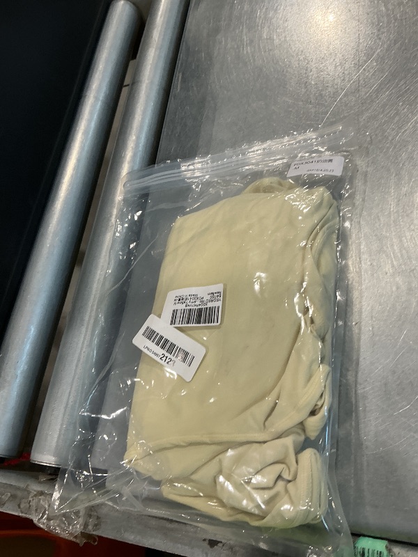 Photo 1 of !!!!!DINGY!!! FINAL SALE!!!YEOREO Ease Women Fitted Workout Tops Short Sleeve Double Lined Basic Y2K Going Out Crew Neck Compression Crop Top Creamy Yellow M