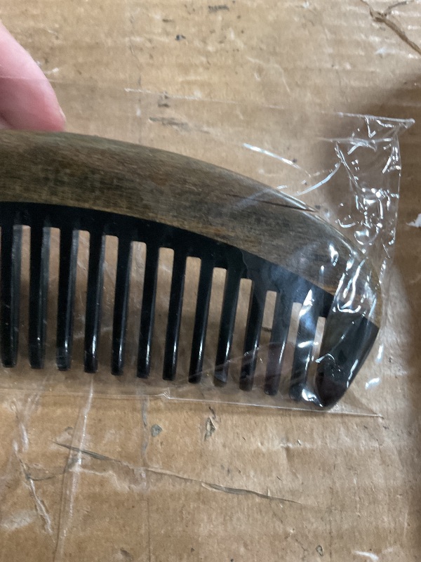 Photo 1 of ***MINOR DAMAGE***Onedor Buffalo Horn Handmade Sandalwood Hair Combs - Anti-Static Scented Natural Detangler Wooden Combs (Oval Wide Tooth)
