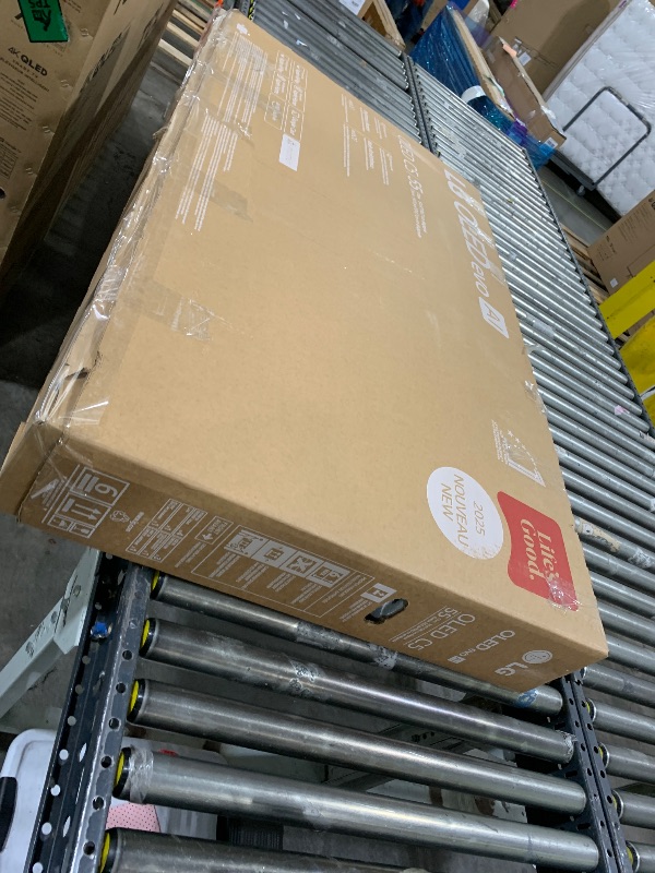 Photo 1 of LG 55-Inch Class OLED evo AI 4K C5 Series Smart TV w/Dolby Atmos, Dolby Vision, HDR10, AI Super Upscaling 4K, Filmmaker Mode, Wow Orchestra, Alexa Built-in (OLED55C5PUA, 2025)
