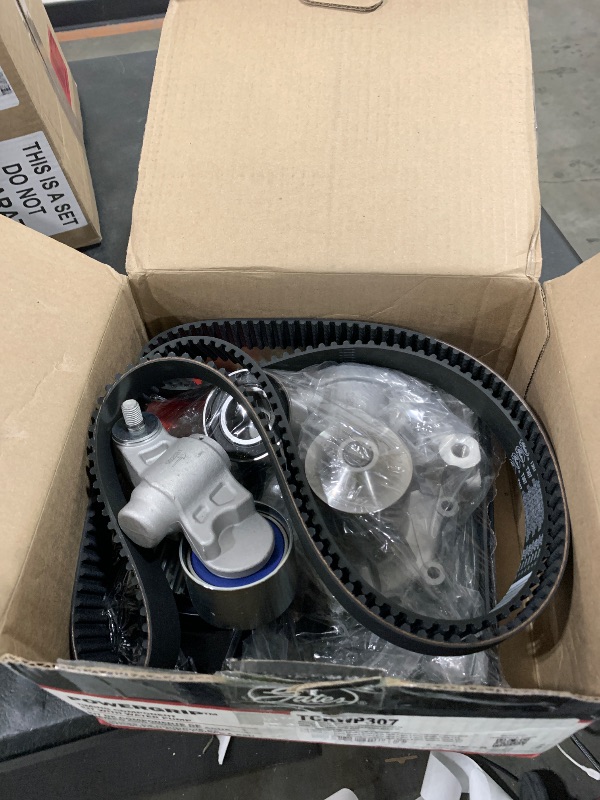 Photo 1 of Gates TCKWP307 Engine Timing Belt Kit with Water Pump