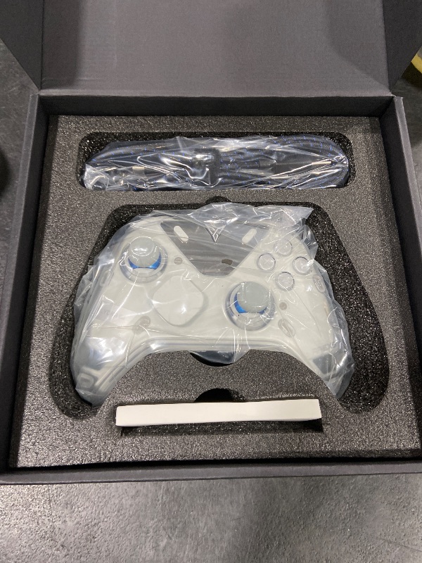 Photo 1 of FLYDIGI Apex 5 PC Controller, Forceflex Joystick 2.0, ForceAdapt Triggers, 3ms Ultra-Low Latency, RGB Light Bar, Full-Color LCD Display,1500mAh Battery PC/NS/Android/TV