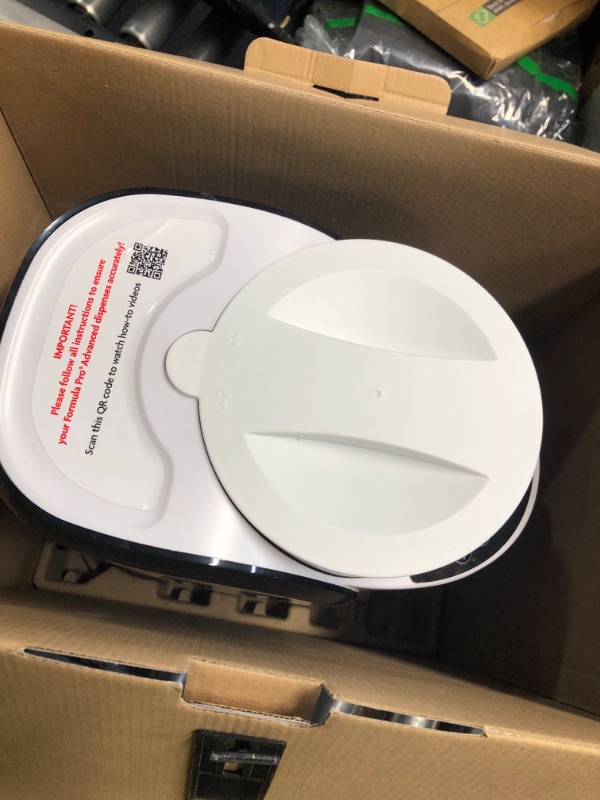 Photo 1 of ***MISSING PARTS***
Baby Brezza New and Improved Formula Pro Advanced Formula Dispenser Machine - Automatically Mix a Warm Formula Bottle Instantly - Easily Make Bottle with Automatic Powder Blending, White