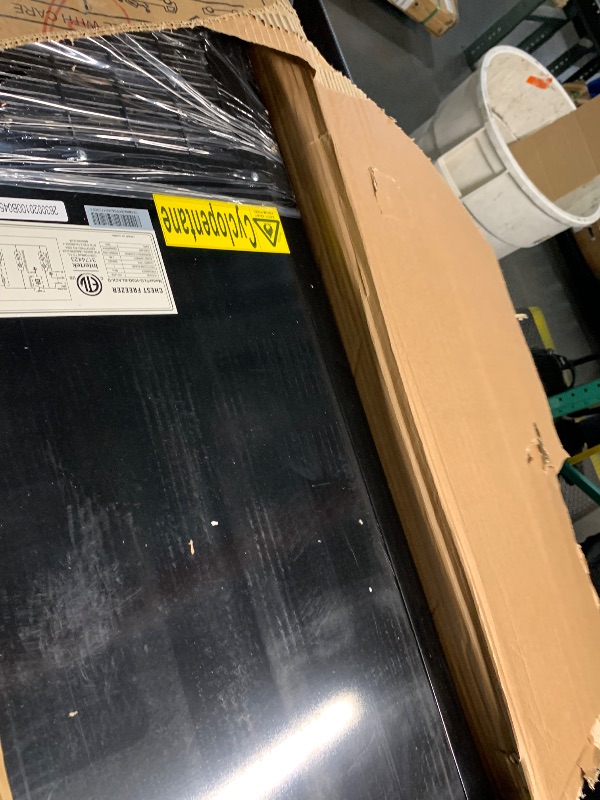 Photo 1 of ***FOR PARTS ONLY LID DOES NOT SHUT***
7.0 Cu.ft Chest Freezer, Top Open Door Deep Freezer with 7 Adjustable Thermostat (-18°F to 50°F), Compact Freezer with Removable Basket for Home/Garage/Office, Black