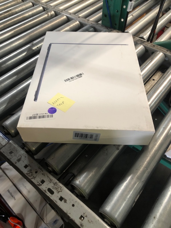 Photo 1 of ***DAMAGED - SEE NOTES/PICTURES*** Apple 2023 MacBook Air 15-inch Laptop with M4 chip: Built for Apple Intelligence, 15.3-inch Liquid Retina Display, 24GB Unified Memory, 512GB SSD Storage, 12MP Center Stage Camera, Touch ID; Midnight