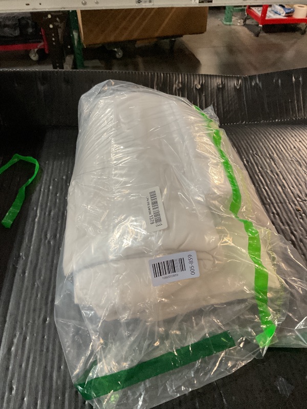 Photo 1 of ***MISSING PARTS***
WIGENIUS 6 Pack White Table Cloth Rectangle Tablecloths 60X102 Inch,Polyester Table Cloth for 6 Foot Rectangle Tables,Wrinkle Resistant Washable Fabric Table Covers for Party,Wedding Banquet