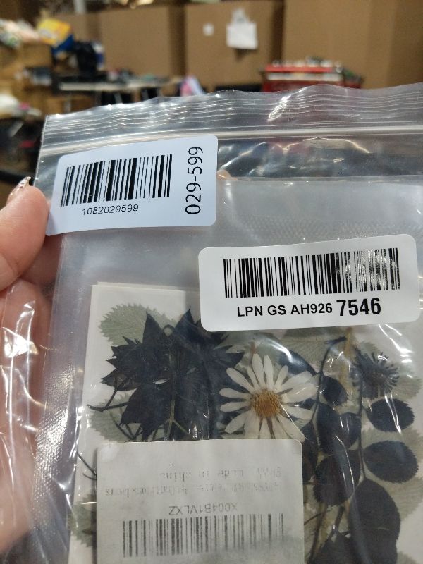 Photo 1 of 131PCS Black White Dried Pressed Flowers with Butterfly Stickers - YouthBro Real Nature Flowers Craft Set for Craft Resin DIY Jewelry Candle Soap Making Nail Card Scrapbook Art Floral Decors