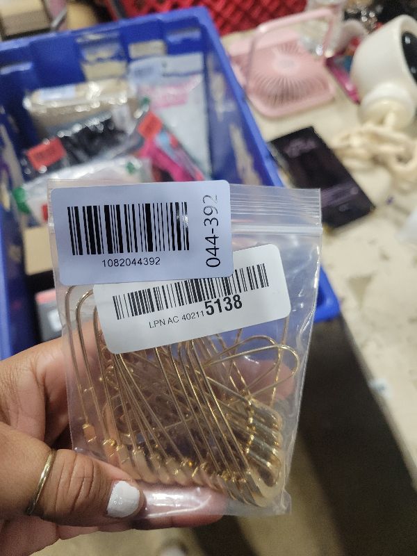 Photo 1 of 20 PCS 3 Inch Large Safety Pins Iron Brooch Safetys Pin Bulk Extra Large Heavy Duty Safetys Pin Decorative Safety Pins for Clothes, Leather, Canvas, Blankets, Crafts, Skirts-Gold