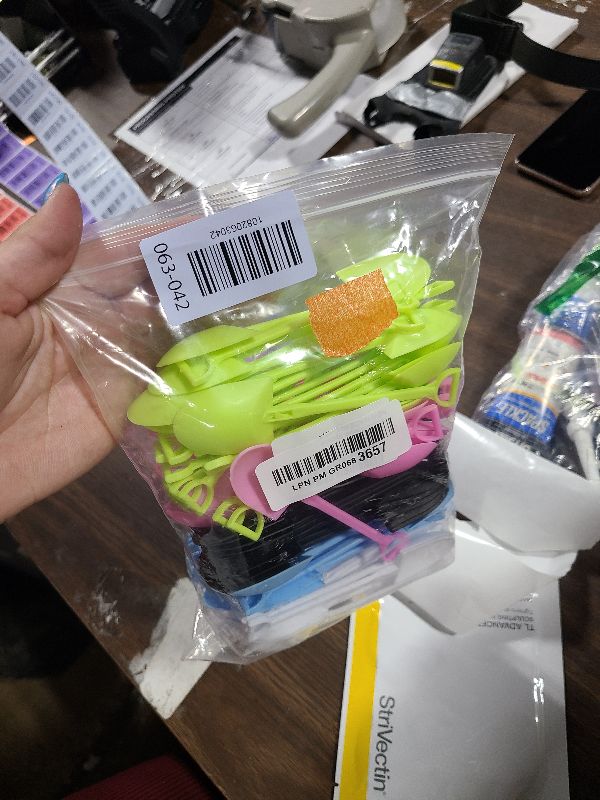 Photo 1 of 120 PCS Disposable Mini Shovel Shape Spoons, Colorful Plastic Ice Cream Shovel Spoon for Dessert Pudding Yogurt Sugar (4.8 Inch, 5 Color)