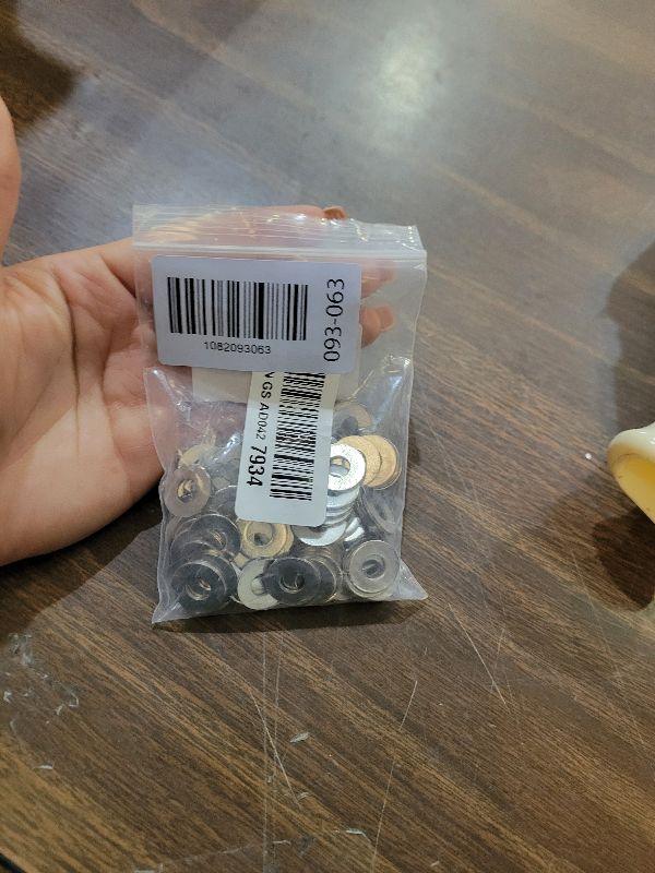 Photo 1 of 1/4" Stainless Flat Washer, 5/8" Outside Diameter, 18-8(304) Stainless Steel Washers Flat (100 Pack)