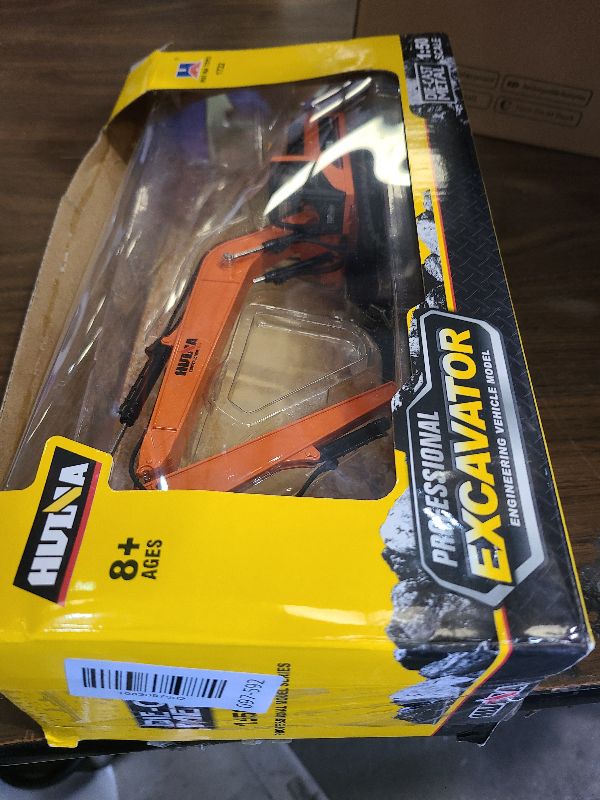 Photo 1 of 1PC Long Reach Excavator Toy for Kids, Heavy Duty Construction Vehicle Digger Toy, 360-degree Rotatable Driver's Compartment, Multi-jointed Movable Tracked Vehicle for Kids Gift (Orange)