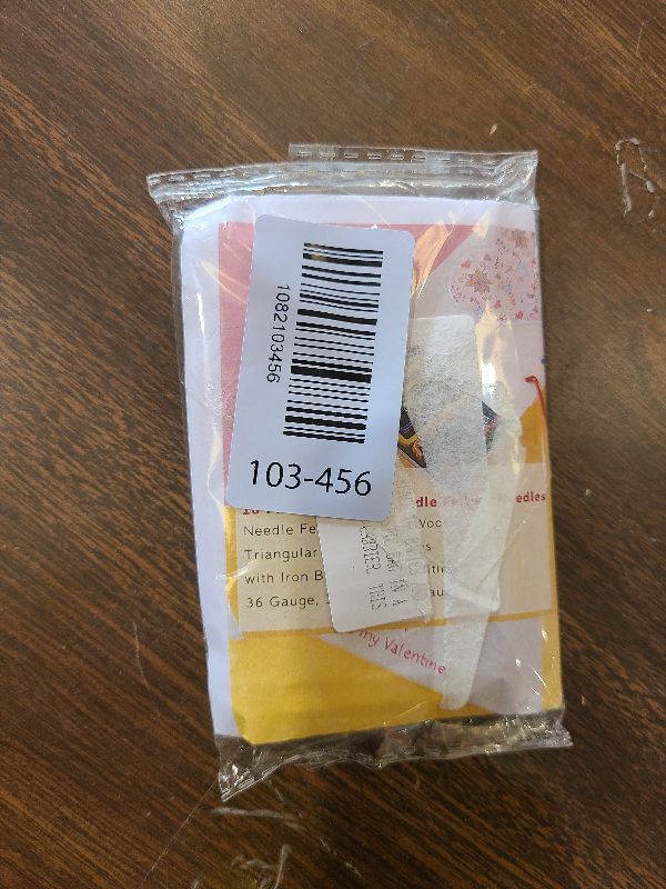 Photo 1 of 18 Pieces Wool Felting Needles 6 Colors Needle Felting Tools Wool Triangular Felting Needles with Iron Box for Wool Felting 36 Gauge, 38 Gauge, 40gauge