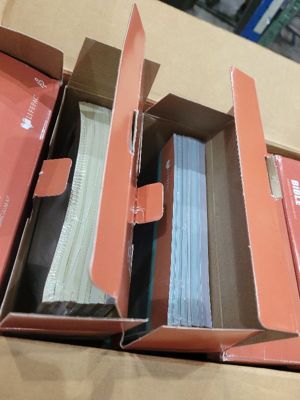 Photo 1 of  12th Grade
LIFEPAC 12th Grade 5-Subject Complete Boxed Set