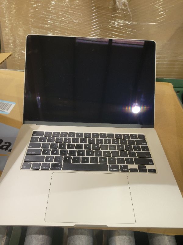 Photo 1 of 2023 Apple MacBook Air with Apple M2 Chip with 8-Core CPU/10-Core GPU (15-inch, 8GB RAM, 256GB SSD Storage) (QWERTY English) Starlight (Renewed)