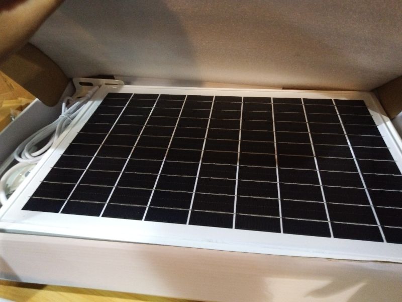 Photo 1 of 15W Solar Powered 4G LTE Modem Router, Outdoor Solar Powered WiFi Extender Signal Booster with SIM Card Slot, Solar WiFi Router for Garden, Farm and Ranch, 50M WiFi Range, IP66 Waterproof
