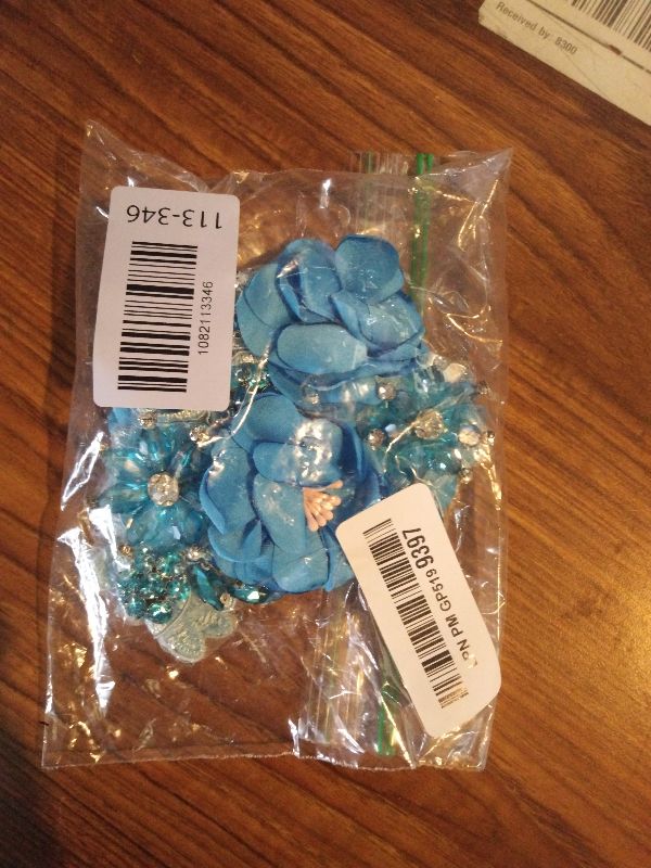 Photo 1 of 1pc Handmade Rhinestone Applique for Clothes, 3D Flower Fabric Patches for Wedding Dress, Bling Beaded Embroidery Lace Applique for Hat Hairband Sewing Embellishment (Deep Blue)