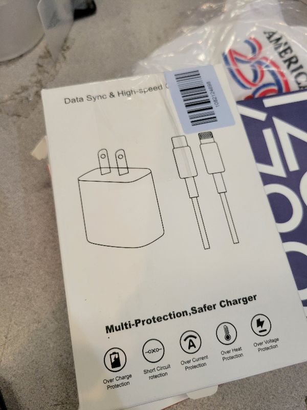 Photo 1 of ?Apple MFi Certified?Fast Charger iPhone,Fast i Phone Charging Cord 3Pack i Phone Charger Fast Charging Plug Block 6FT USB C to Lightning Cable for iPhone 14/14 ProMax/Plus/13 Mini/12/11/XR/XS,AirPods
