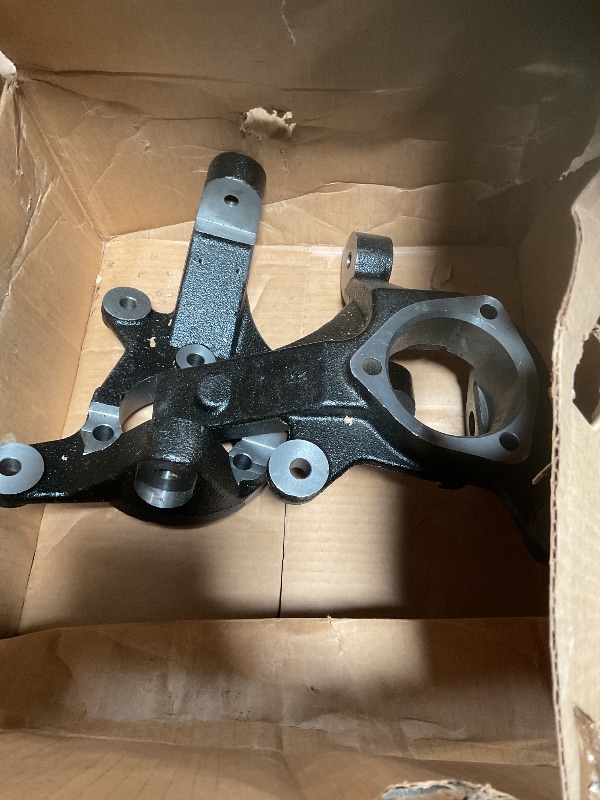 Photo 1 of 3" Lift Spindles 1999-2007 & 2007-2015 For Chevy Truck & SUV Suspension Level Kit 2WD Front For 1999-2007 Chevrolet Silverado 1500 Tahoe For GMC Sierra 1500 Classic Yukon XL C1500 For Cadillac