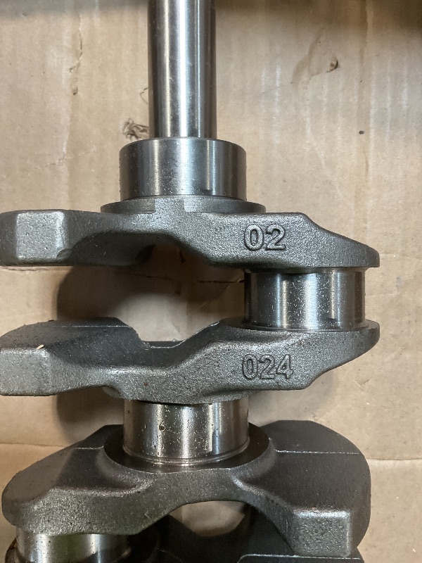 Photo 1 of **CRANKSHAFT FOR UNKNOWN AUTOMOBILE**
