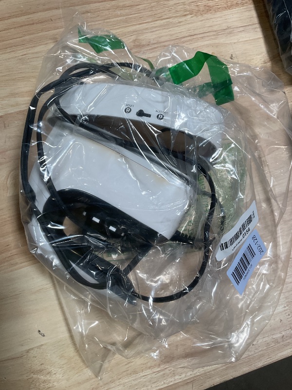 Photo 1 of ***FOR PARTS ONLY /BROKEN*** Sundu 1000W Mini Travel Steam Iron, Portable Small Iron for Quilting & Sewing, Non-Stick Soleplate, 300 Steam Holes, 90ml Tank, Safety Base & Digital Temperature Control-Black White