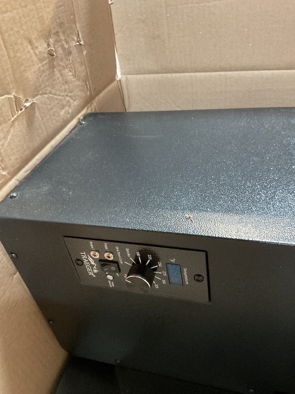 Photo 1 of *** FOR PARTS ONLY/ WON'T ASSEMBLE BENT CORNERS *** Traeger Grills Pro 34 Electric Wood Pellet Grill and Smoker, Bronze, 884 Square Inches Cook Area, 450 Degree Max Temperature, Meat Probe, 6 in 1 BBQ Grill