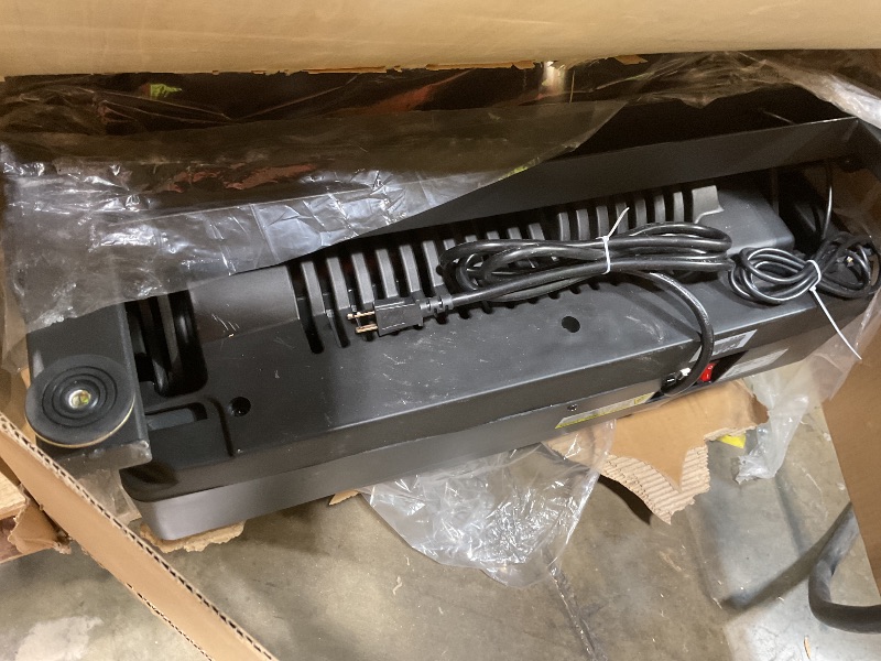 Photo 1 of ** DIRT/SCRAPES FROM TRANSPORT**Horizon Fitness 7.0AT Treadmill, Black, Heavy Duty, LCD Display, Built-in Speakers, Heart Rate Monitor, USB Charging Port, Wheeled