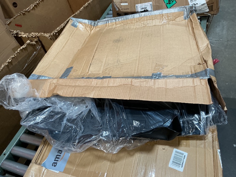 Photo 1 of ** PARTIAL SET/ MISSING PIECES*** Rough Country All Weather Floor Mats for Chevy Silverado & GMC Sierra 1500/2500HD/3500HD Double Cab (2014-2019) - Non-Slip Waterproof Flexible Floor Mat, Front & Rear Set