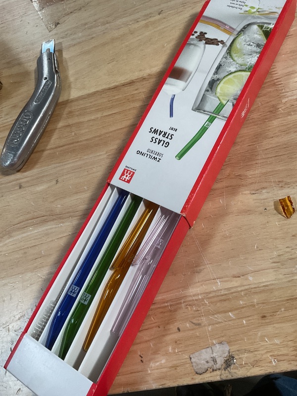 Photo 1 of *** Two straws broken ***ZWILLING Sorrento 5-pc Bent Glass Straw Set - Multi Color