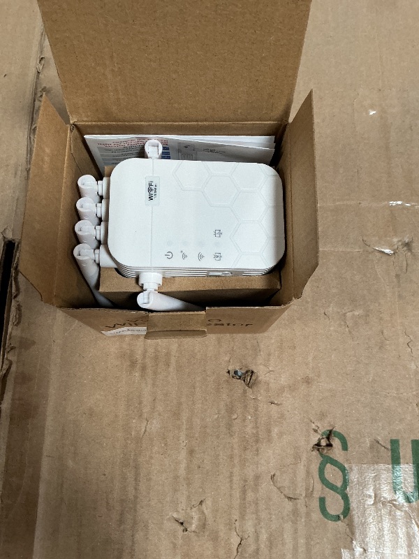 Photo 1 of ***ISSUES FUNCTIONING / RECOMENDED FOR PARTS *** WiFi Extender AC1900 Dual Band123