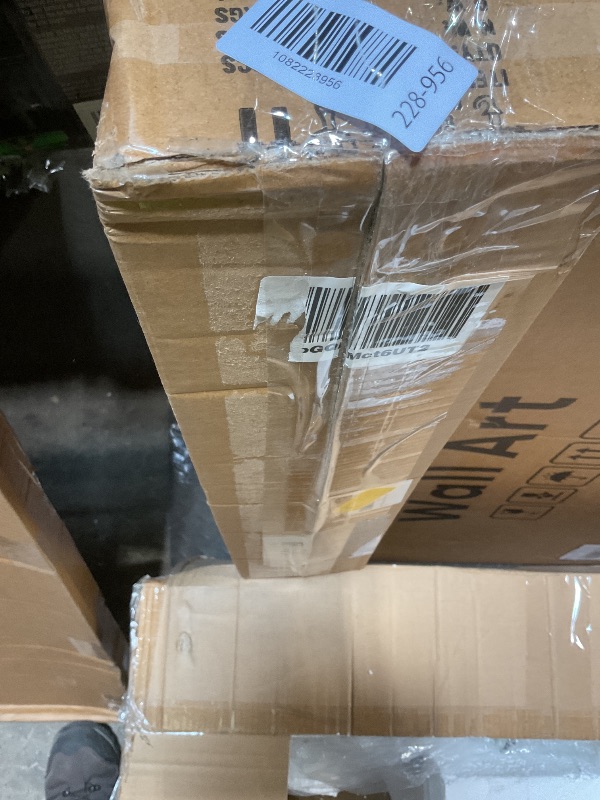 Photo 1 of ***MISSING PIECES***39.37Inch Linear Ceiling Light 6000K Chrome Modern Ceiling Light Fixture 28W Long Flush Mount Ceiling Lamp for Hallway, Kitchen, Bedroom, Dining Room