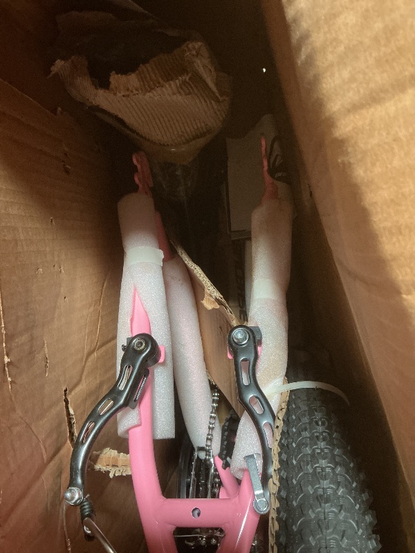 Photo 1 of **FOR PARTS ONLY/ MISSING ASSEMBLY PIECES*** HILAND Bamcbase Womens Mountain Bike, 24 Inch 18 Speeds Hybrid Commuter Bicycle for Adults, Sport Hardtail Trail MTB Pink