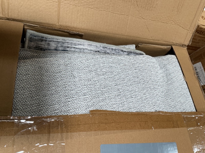Photo 1 of ***DIRTY/LSMELLS*** GarveeHome Vintage 8?10 Area Rug Non Slip Washable Stain Resistant Super Soft Distressed Persian Rug, Ideal for High Traffic Areas in Bedroom, Living Room, Dining Room, Grey
