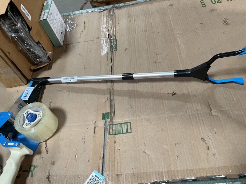 Photo 1 of ***DOESNT FULLY GRIP***Grabber Reacher Tool, 32" Grabbers for Elderly, Lightweight Extra Long Handy Trash Claw Grabber, Mobility Aid Reaching Assist Tool for Trash Pick Up, Nabber, Litter Picker, Arm Extension (Blue)
