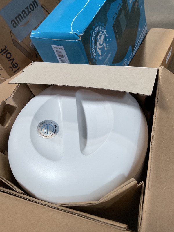 Photo 1 of ***FOR PARTS ONLY/ NON-FUNCTIONAL*** PETLIBRO Automatic Cat Feeder, 5G WiFi Automatic Dog Feeder with Freshness Preservation, 5L Timed Cat Feeders with Low Food Sensor, Up to 10 Meals Per Day, Granary Pet Feeder for Cats/Dogs