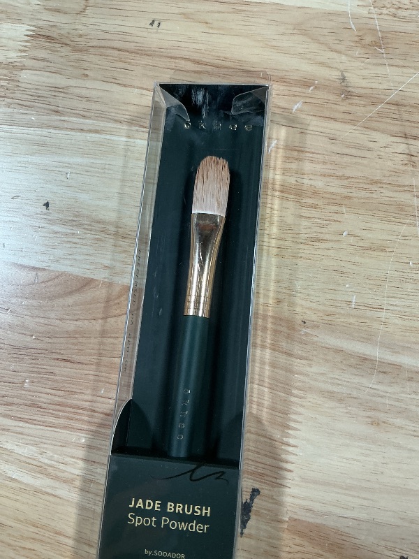Photo 1 of [SOO ADOR] okhee Spot Powder Brush PIV02 - Precision Powder Application for Oil Control and Touch-Ups | Designed by K-Pop Makeup Artist Seo Ok | Makeup Brush Base Brush Powder Brush