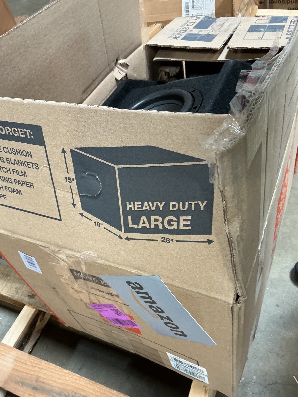 Photo 1 of ** one speaker sounds broken/rattles**Skar Audio Triple 8" Complete 2,100 Watt SDR Series Subwoofer Bass Package - Includes Loaded Enclosure with Amplifier