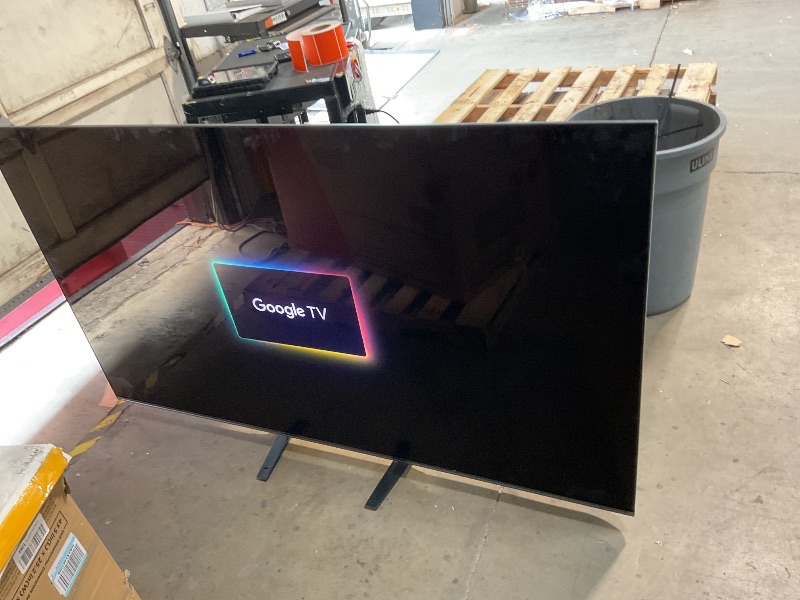 Photo 1 of ** DIRT AND SCRATCHES FROM TRANSPORT**HISENSE - 85" CLASS U7 SERIES MINILED QLED UHD 4K HDR SMART GOOGLE TV (2025)