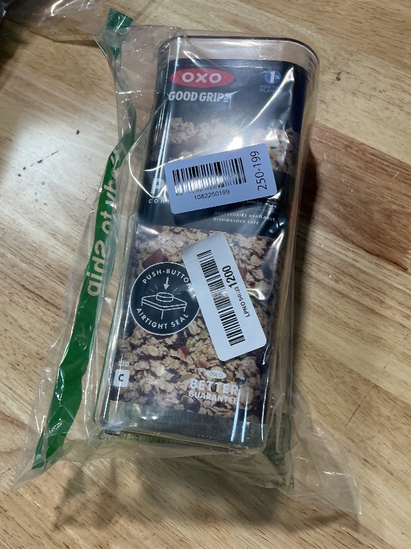 Photo 1 of ***MISSING LID***
OXO Good Grips POP Container - Airtight Food Storage - Small Square Medium 1.7 Qt Ideal for granola, dried beans and snacks