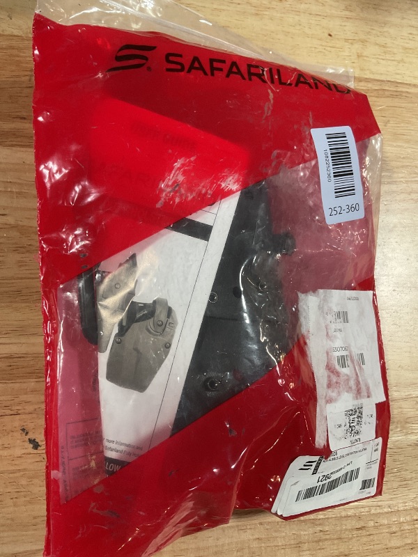 Photo 1 of **MISSING ASSEMBLY HARDWARE** Safariland Model 6360RDS ALS/SLS Mid-Ride, Duty Rated Level III Retention Gun Holster