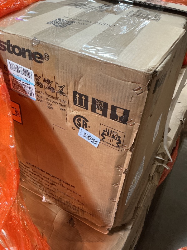 Photo 1 of **scrapes/loose cover**Keystone 10,000 BTU Slider Window Air Conditioner and Dehumidifier, 115V Air Conditioner Window Unit for Bedroom, Living Room, and Small-Medium Sized Rooms up to 450 Sq.Ft, 4-Way Air Direction Control