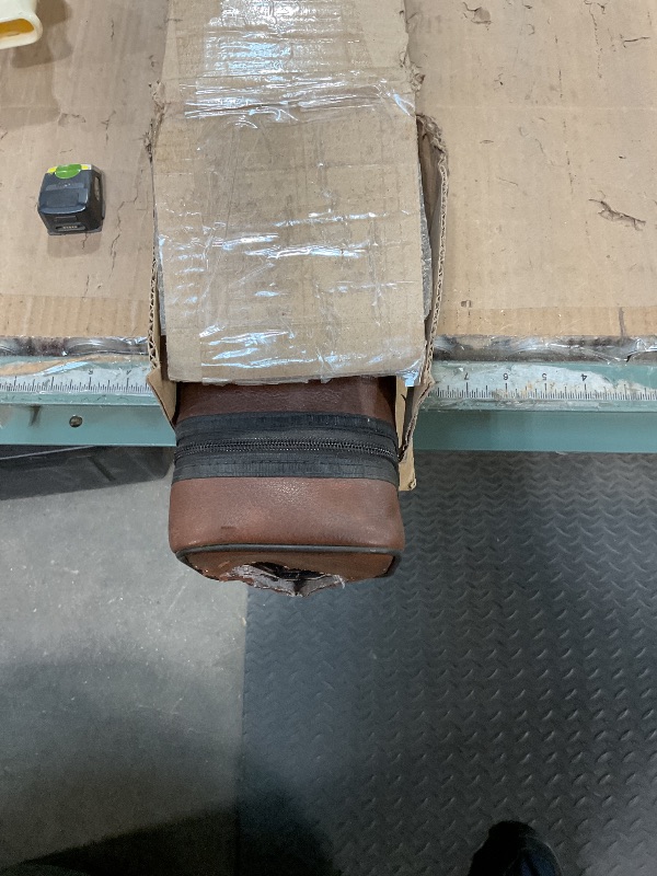 Photo 1 of ***DAMAGED***
HAN'S DELTA 3B6S Hard 3x6 Pool Cue Case - Billiard Stick Carrying Case - 3 Butt 6 Shaft, (Several Colors Available) (BROWN)