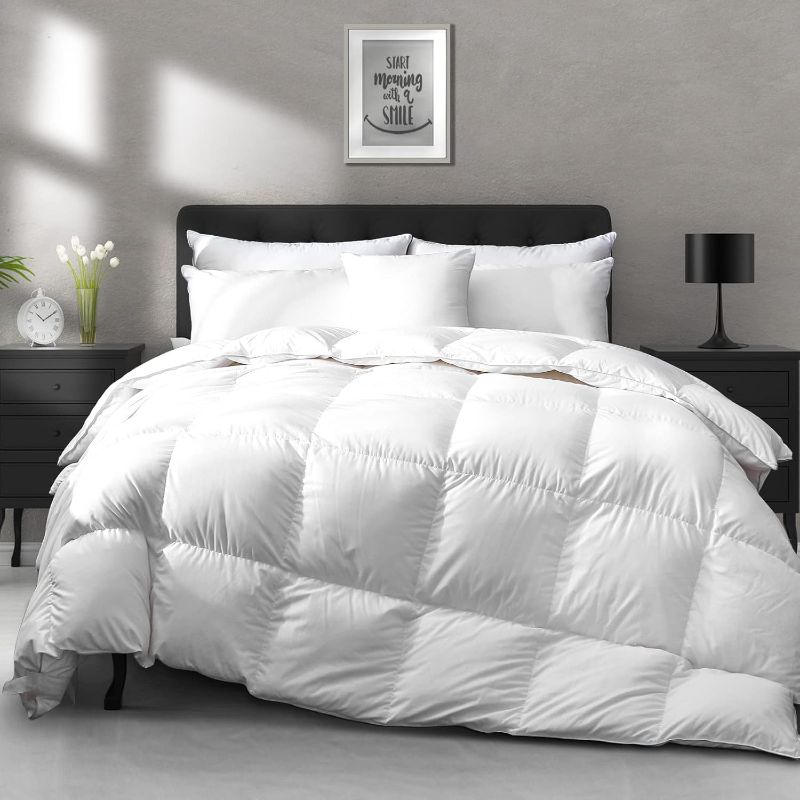Photo 1 of APSMILE Luxury All Season Down Feather Fibers Comforter Full/Queen Size Duvet Insert - 100% Organic Cotton, High Fill Power Medium Warmth, (Ivory White, 90X90)