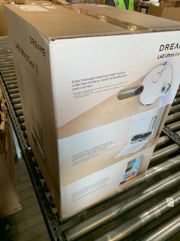 View 3 of DREAME L40 Ultra Gen 2 Robot Vacuum and Mop with 25,000Pa Suction, Extendable Side Brush and Mop, All-in-One Self-Emptying & Cleaning Dock, Voice & App Control, White