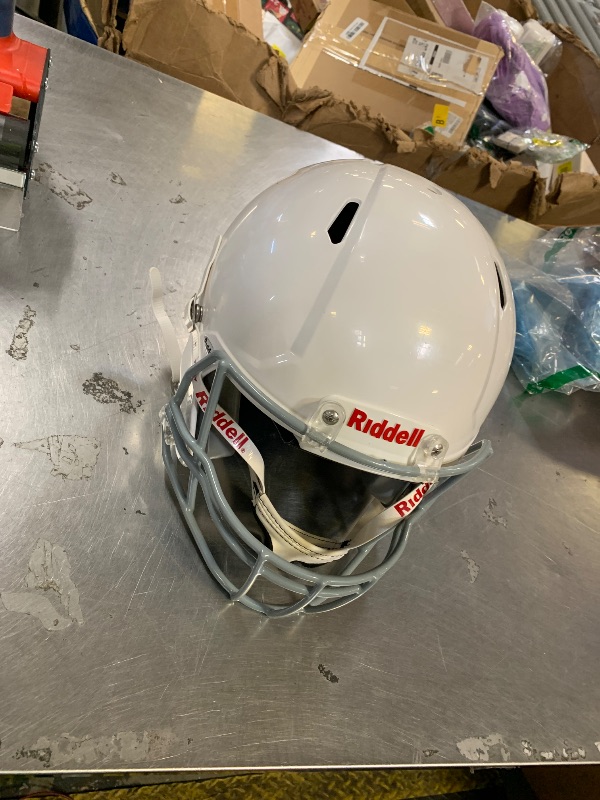 Photo 1 of Riddell Victor Youth