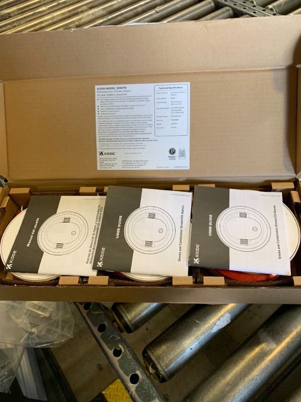 Photo 1 of Kidde  Detector, 10-Year Battery Powered, with LED Status Lights, 85 dB Alarm, 5-inches, 20SD10, 3 Pack